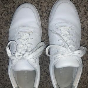 Everlane Court Sneaker